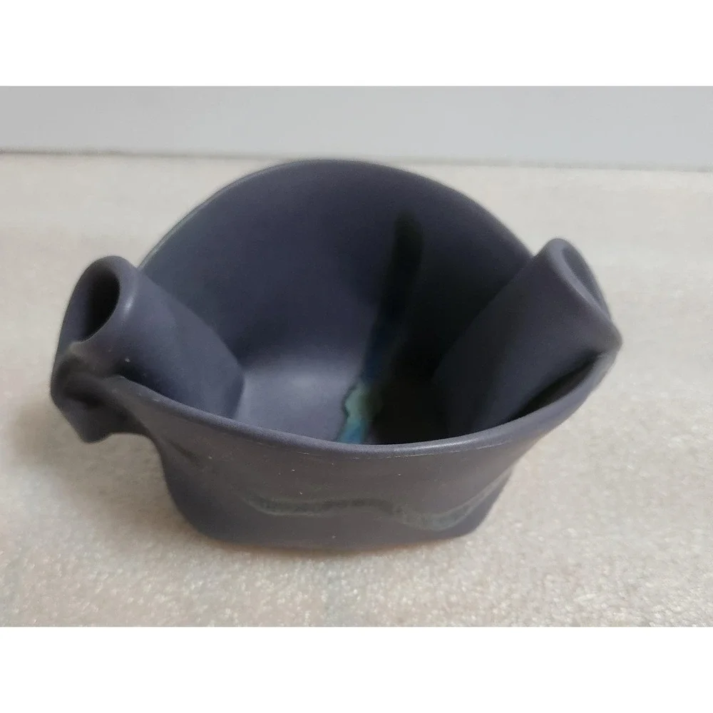 Vintage Hilborn Pottery Folded Pinch Pot Blue Tones